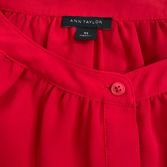 Ann Taylor red blouse size xs - Picture 2 of 2